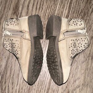 Girls OshKosh Bgosh ankle boots